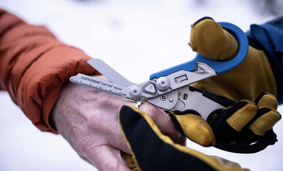 Leatherman Raptor Shears Coyote & Black - Holster